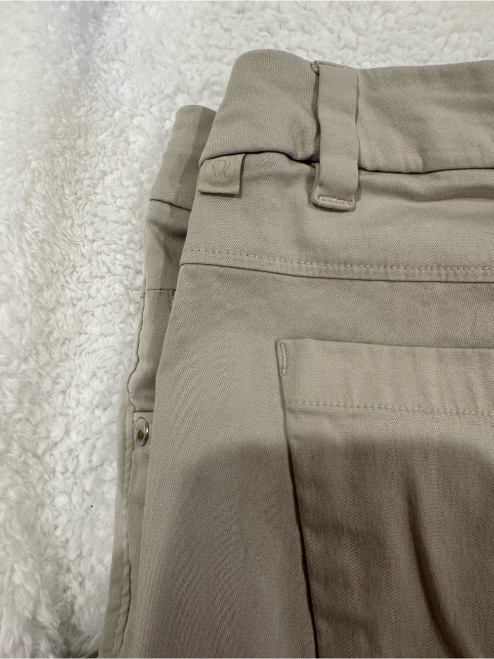 Lululemon Men’s ABC Pants SE tech chino